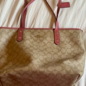 Coach Bag (Pink Trim)